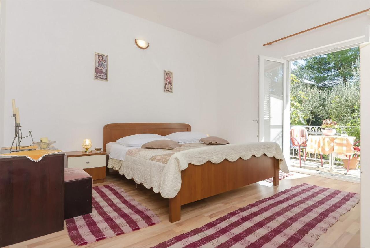Apartment And Rooms Ema Vodice Eksteriør billede