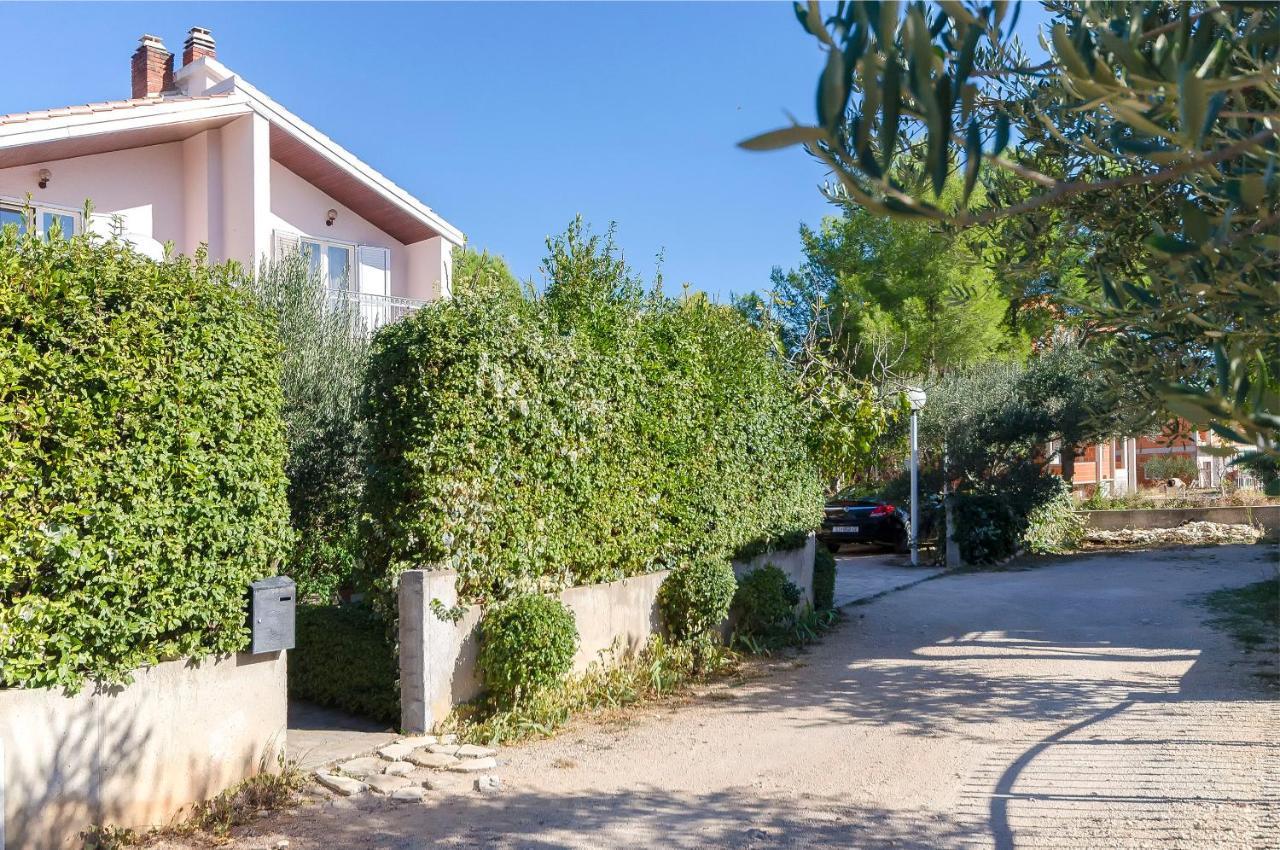 Apartment And Rooms Ema Vodice Eksteriør billede